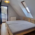 Na Bukowym Stoku Nyaraló *
