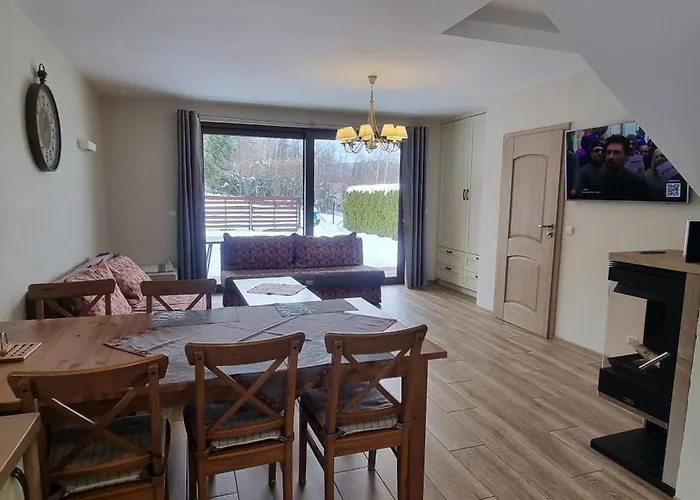 Na Bukowym Stoku Nyaraló